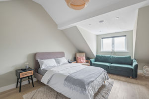 Annexe Room- click for photo gallery